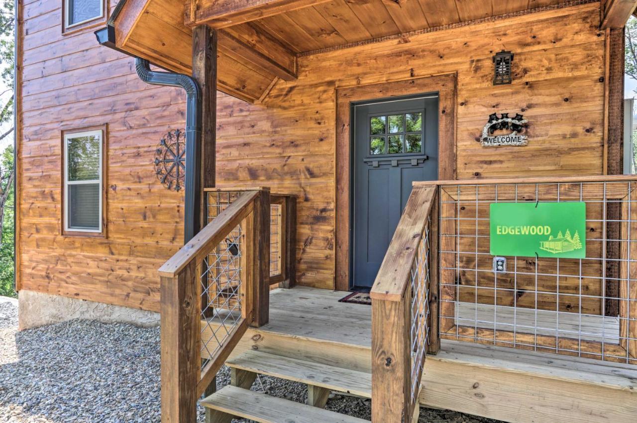 Modern Cabin With Hot Tub And Game Room In Gatlinburg! Kültér fotó