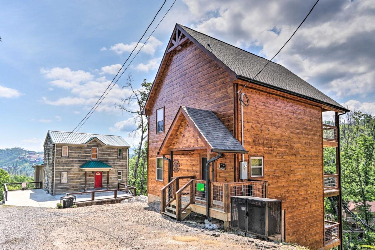Modern Cabin With Hot Tub And Game Room In Gatlinburg! Kültér fotó
